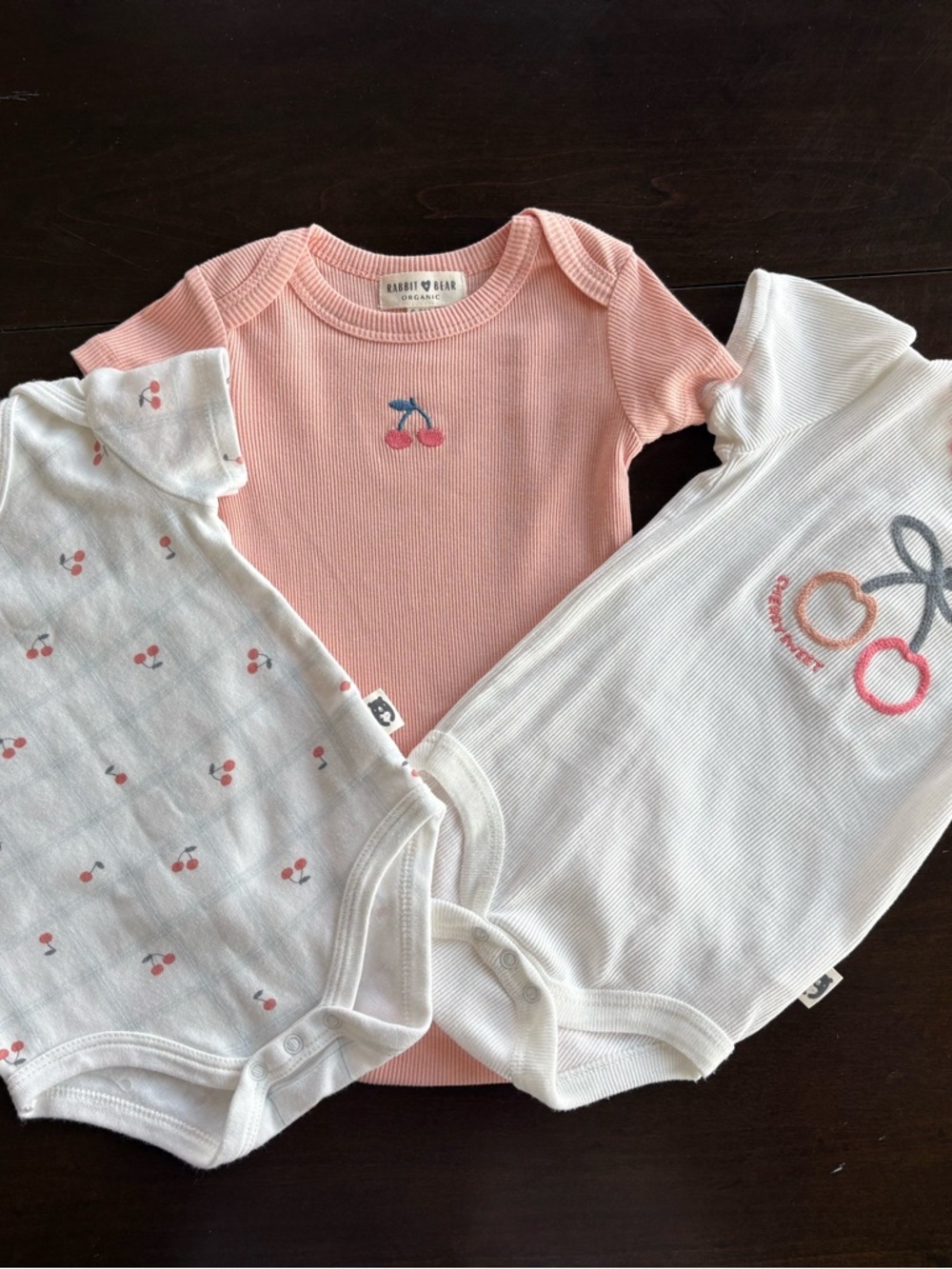 Rabbit+Bear Organic Cotton Girl 6-9 Months Bodysuit Pink White Cherries 🍒 Cute